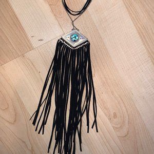 AMERICAN EAGLE- Women's fringe boho necklace